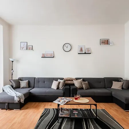 - Karlin Appartement Prague